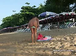 Tóc vàng, lớn mất ph ...