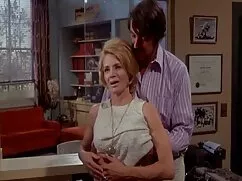Busty gái lớn bên ph ...