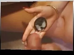 Làm tình giữa ban ph ...