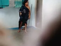 Quyến rũ cô bé Tưởng ...